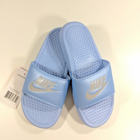 nike benassi slides platinum